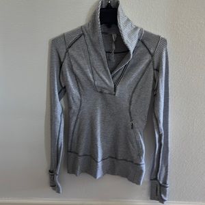 LuluLemon light gray women’s pullover, Size 2